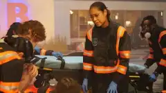 911: Одинокая звезда 2 сезон 2 серия